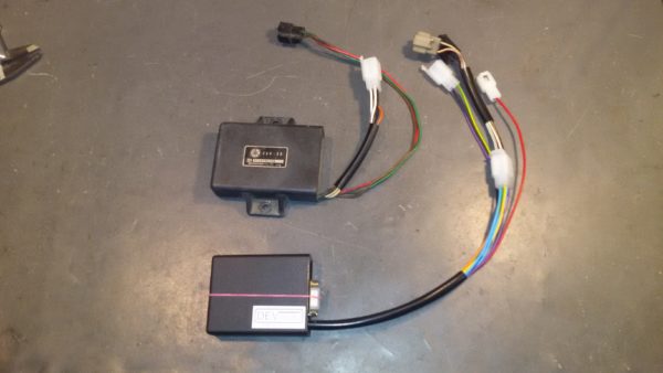 Boitier d'allumage Yamaha 350 RDLC